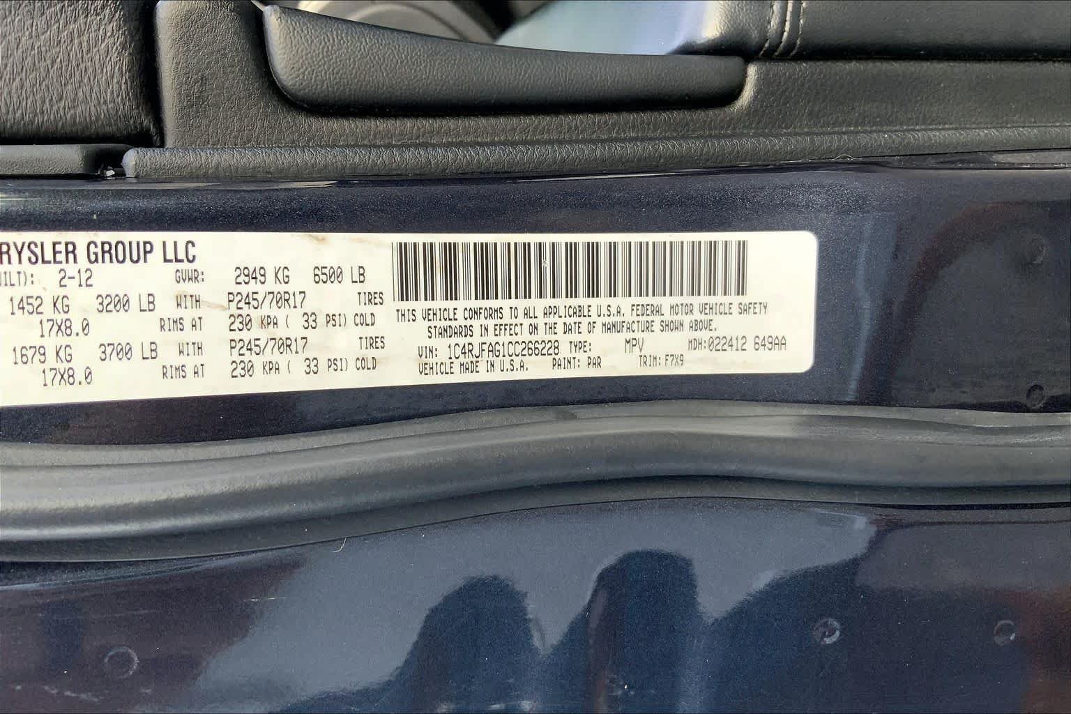 Used 2012 Maximum Steel Metallic Jeep Laredo image 27