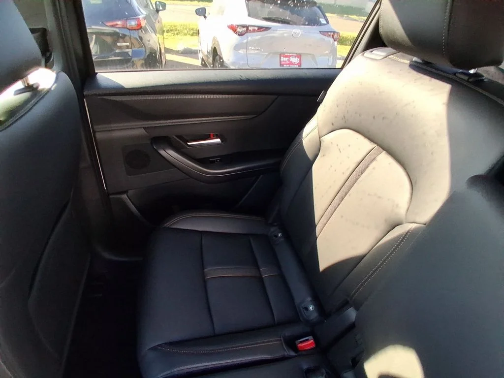 2026 Mazda CX-90 Select Package - Photo 17