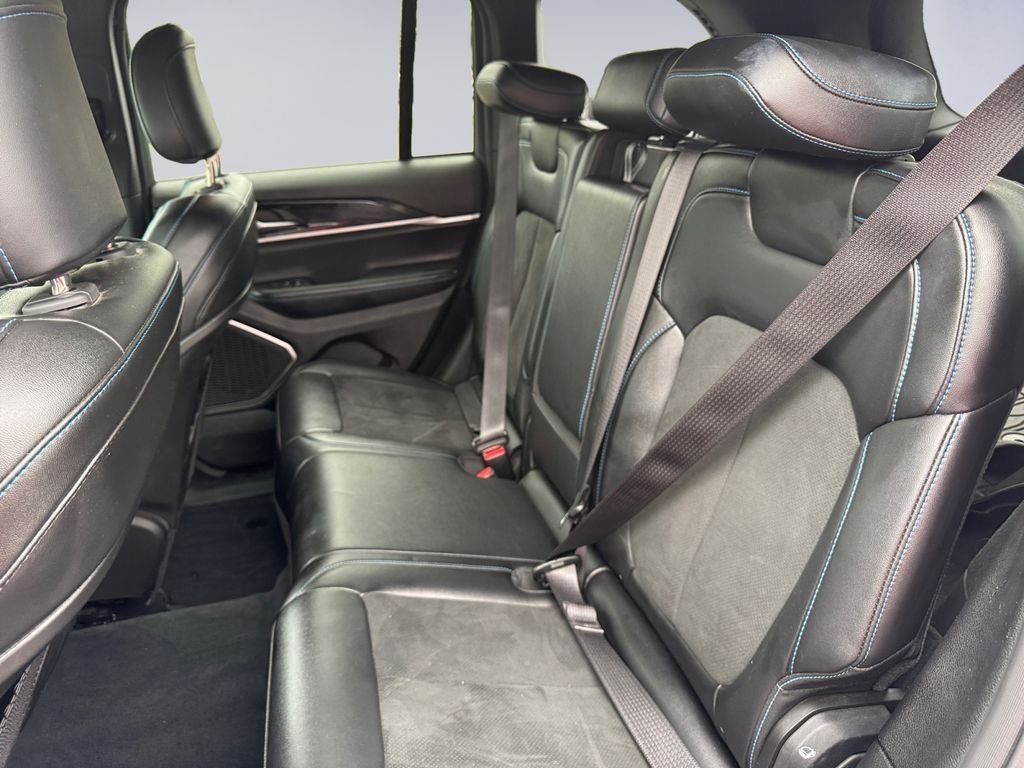 Used 2022 White Jeep Trailhawk 4xe image 17