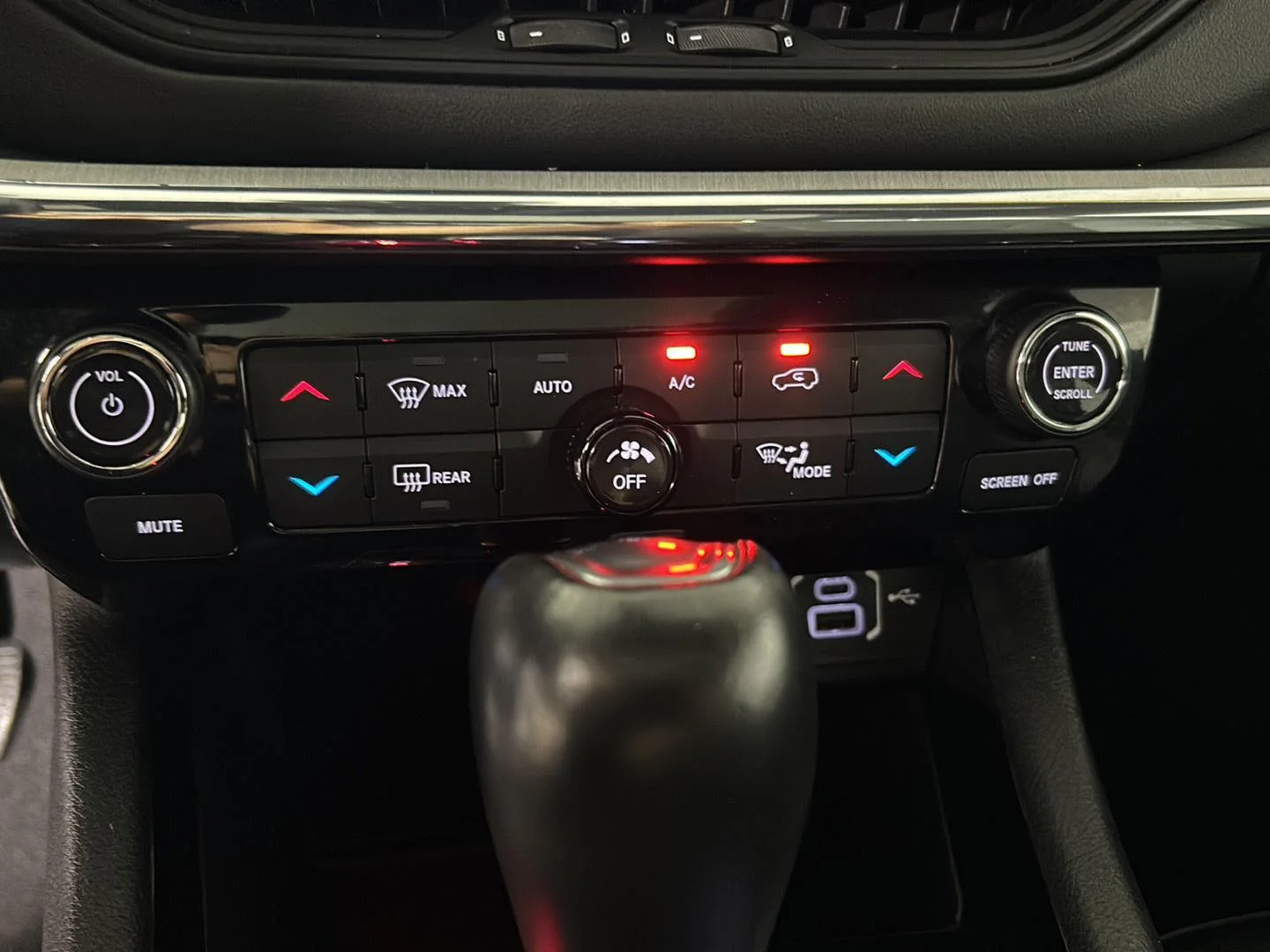 Used 2022 Black Jeep High Altitude image 20