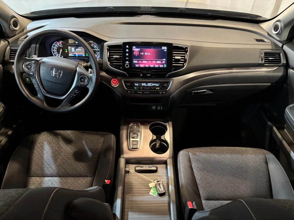 Certified Used 2023 Lunar Silver Metallic Honda AWD SPORT image 10