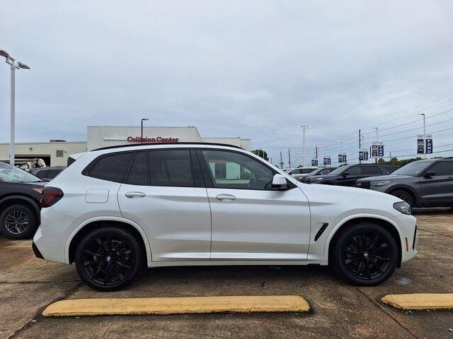 Used 2023 Mineral White Metallic BMW sDrive30i image 4