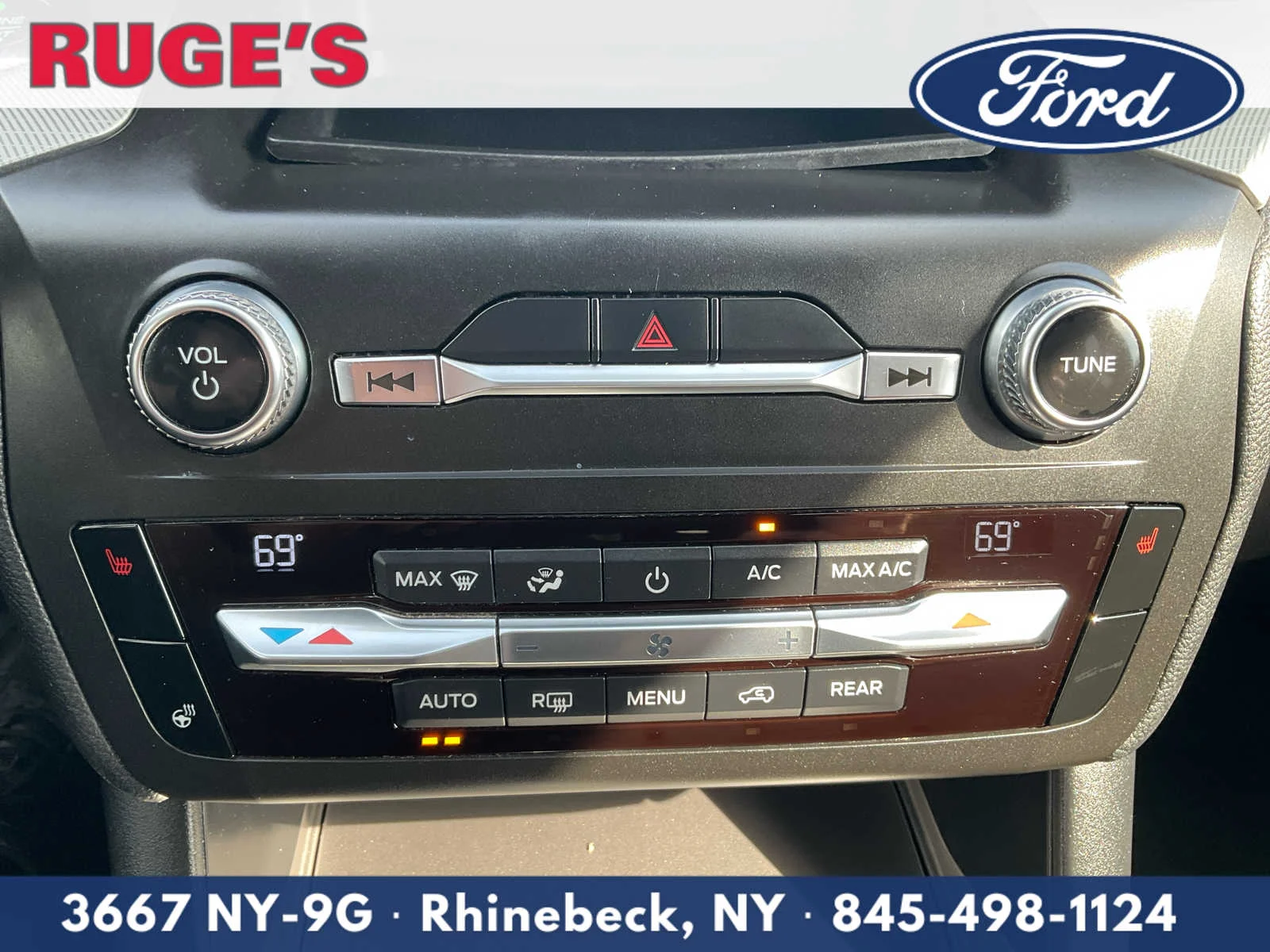 Used 2020 Agate Black Metallic Ford XLT image 23