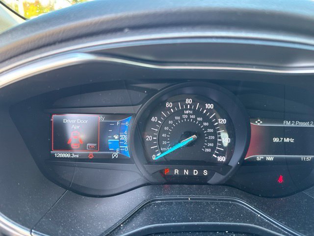 Used 2019 Gold Ford SE image 11