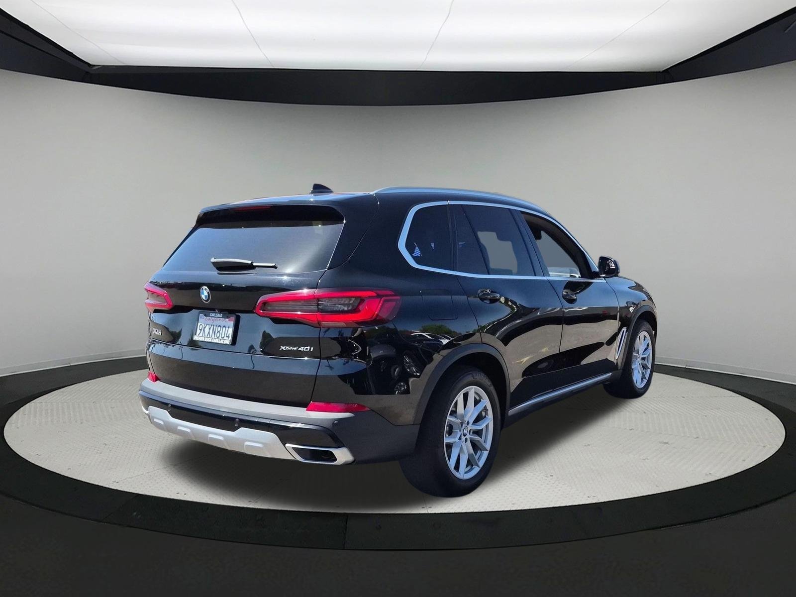 Used 2020 Black BMW xDrive40i image 5