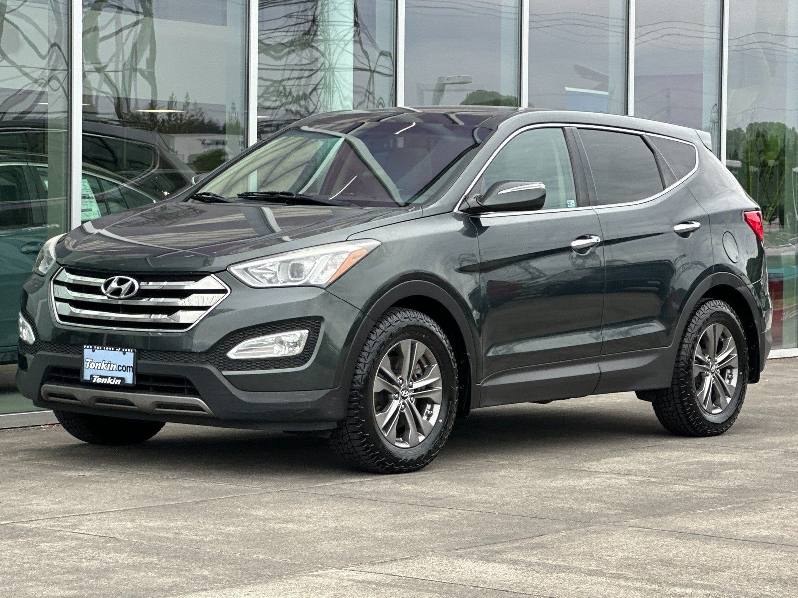 Used 2013 Juniper Green Hyundai Base image 6