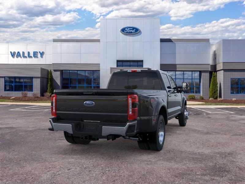 New 2026 Agate Black Metallic Ford F-450® Lariat® image 83