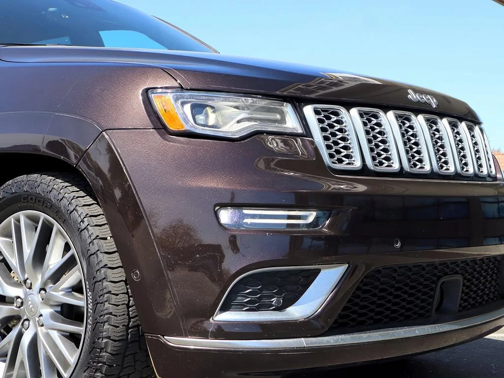 Used 2017 Luxury Brown Pearl Jeep Summit image 30