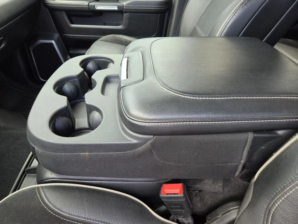 Used 2019 Black Ram Laramie image 36