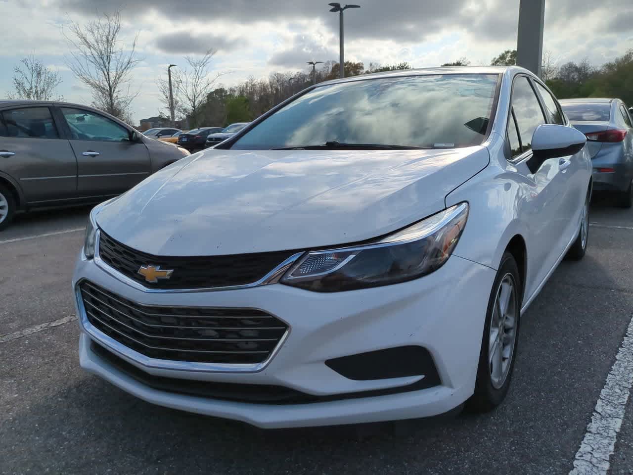 Used 2017 Chevrolet Cruze LT with VIN 1G1BE5SMXH7129110 for sale in Wesley Chapel, FL