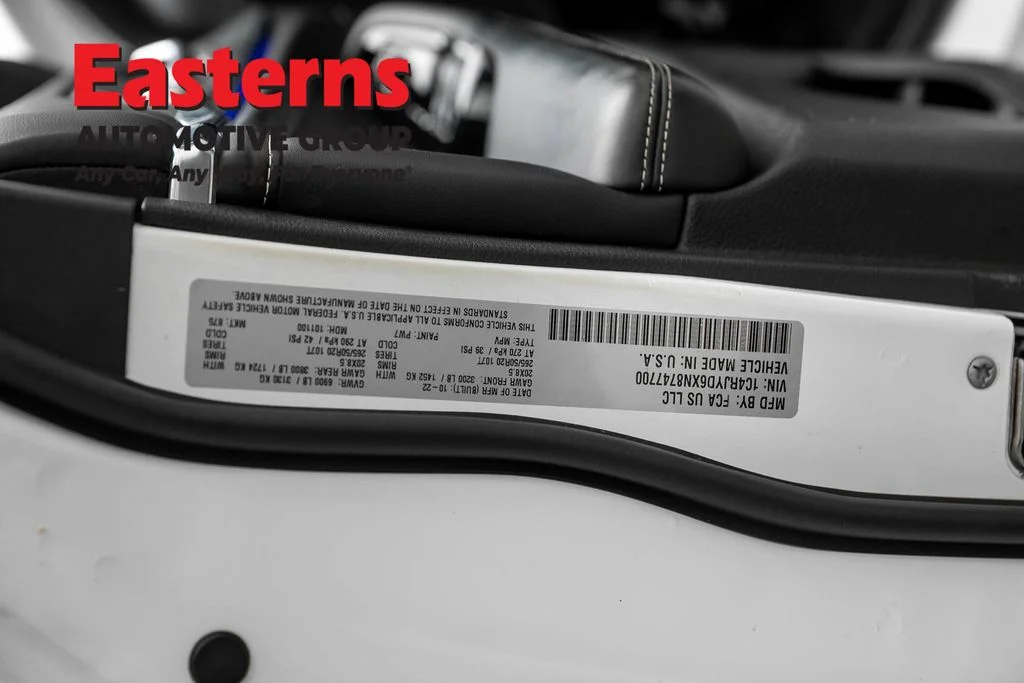 Used 2022 White Jeep Overland 4xe image 40