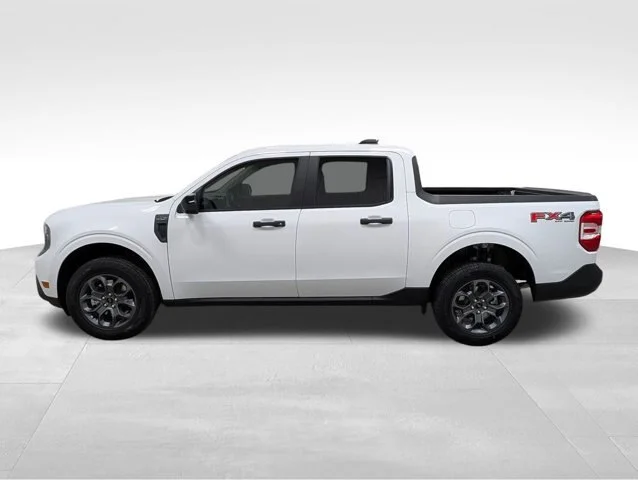 New 2026 Oxford White Ford XLT image 14