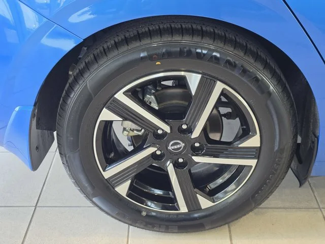 Used 2024 Blue Nissan SV image 31