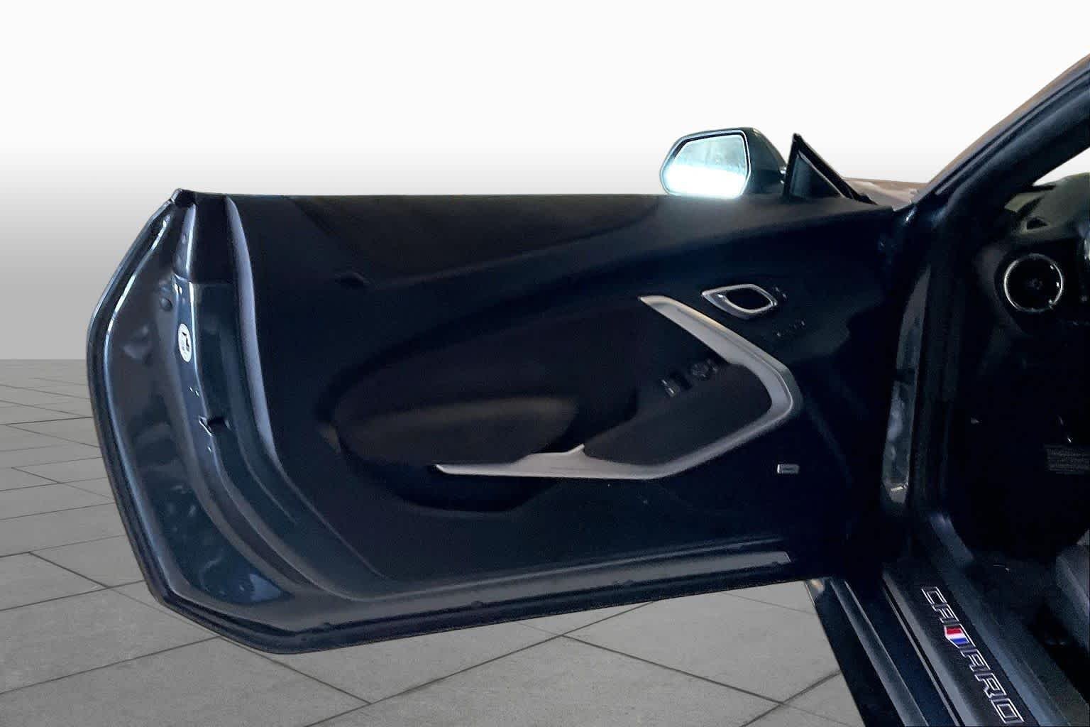 Used 2019 Shadow Gray Metallic Chevrolet ZL1 image 18