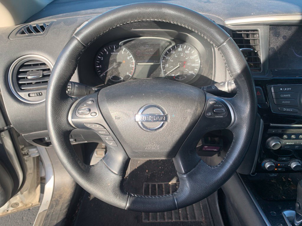Used 2018 Silver Nissan SV image 12