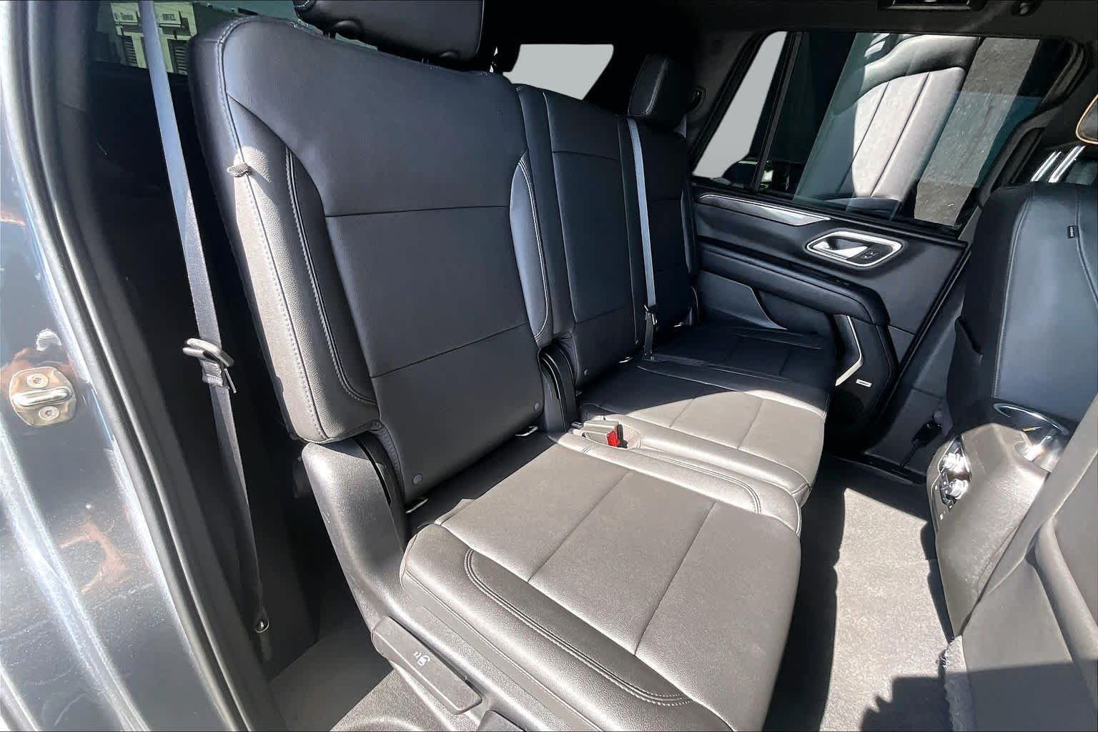 Used 2022 Satin Steel Metallic GMC AT4 image 35