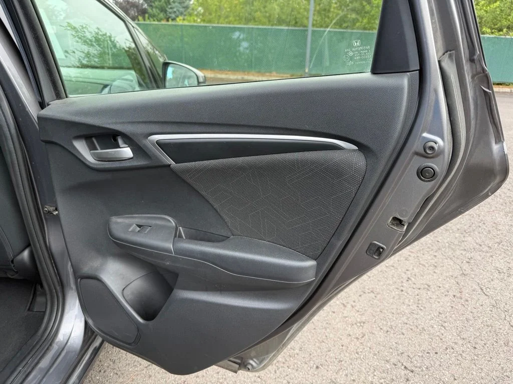 Used 2017 Modern Steel Metallic Honda EX image 22