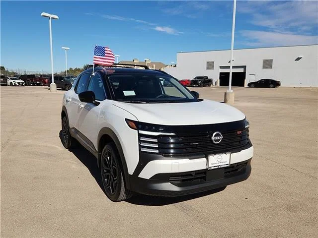 New 2026 XAB 2T White Black Nissan SR Front-Wheel Drive image 4