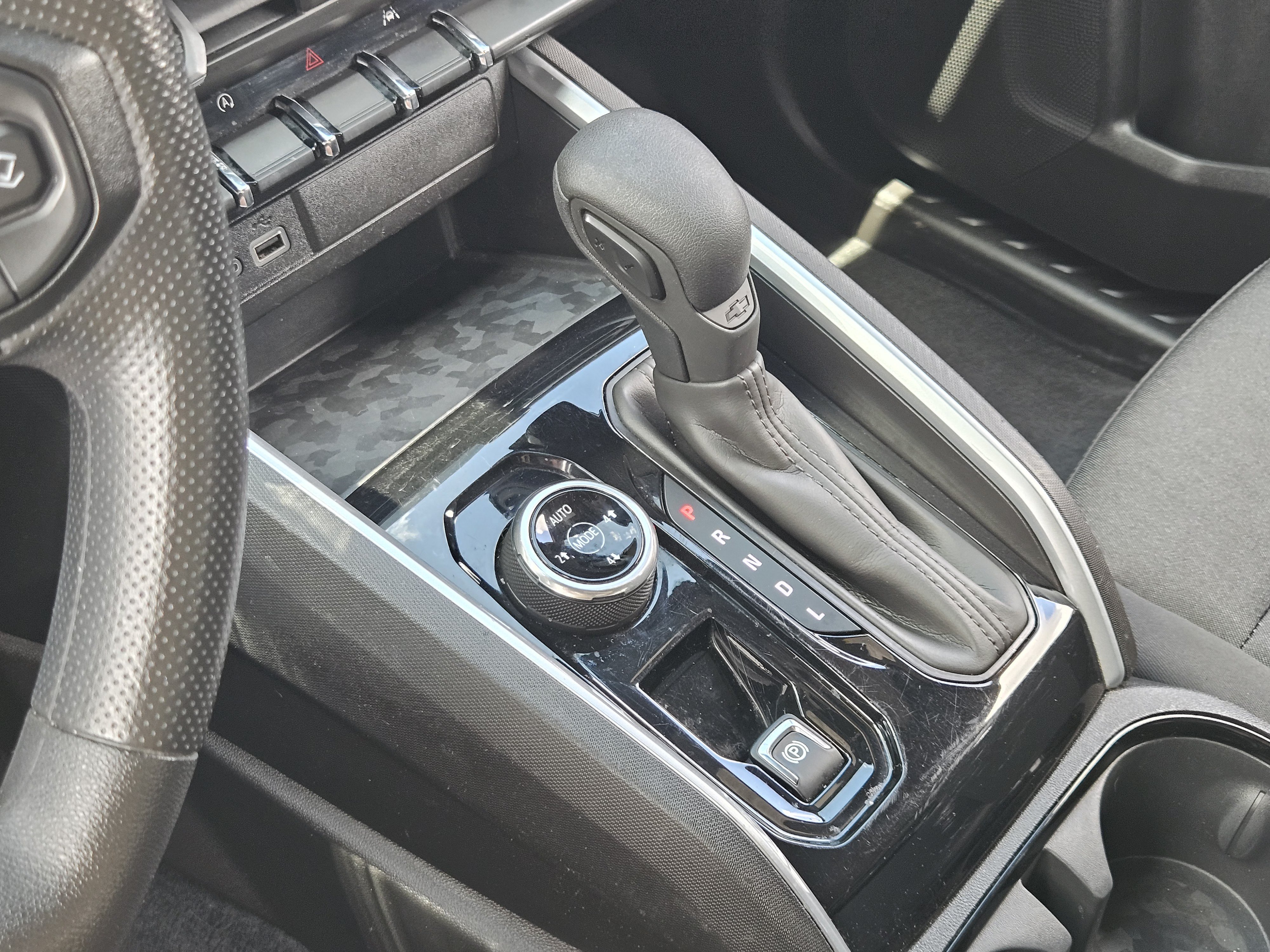 Used 2023 Sand Dune Metallic Chevrolet Trail Boss image 20