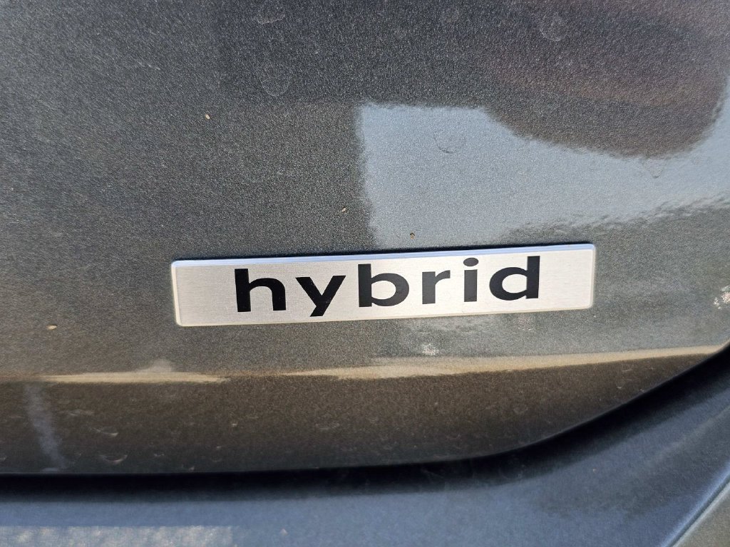 Used 2025 Gray Hyundai Limited image 11