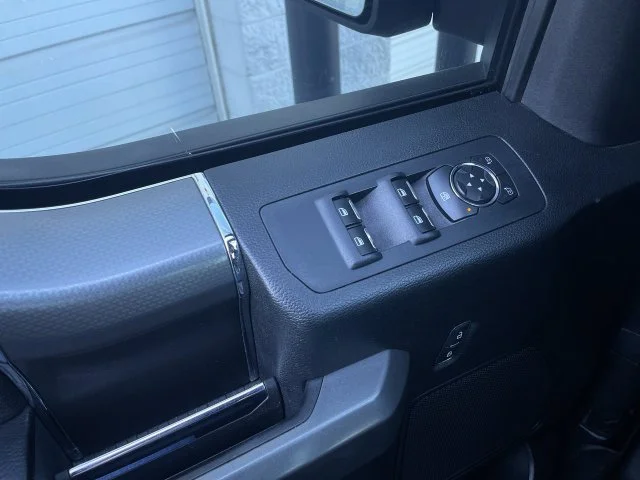 Used 2016 Silver Ford XLT image 13