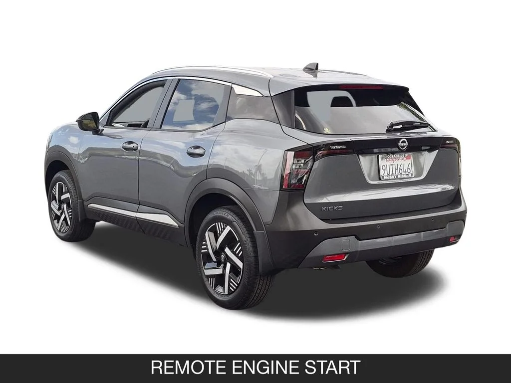 Used 2026 Gray Nissan SV image 7
