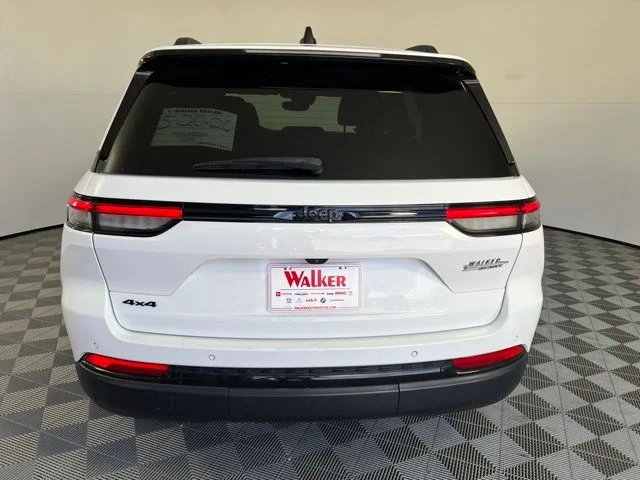2024 Jeep Grand Cherokee Altitude - Photo 6