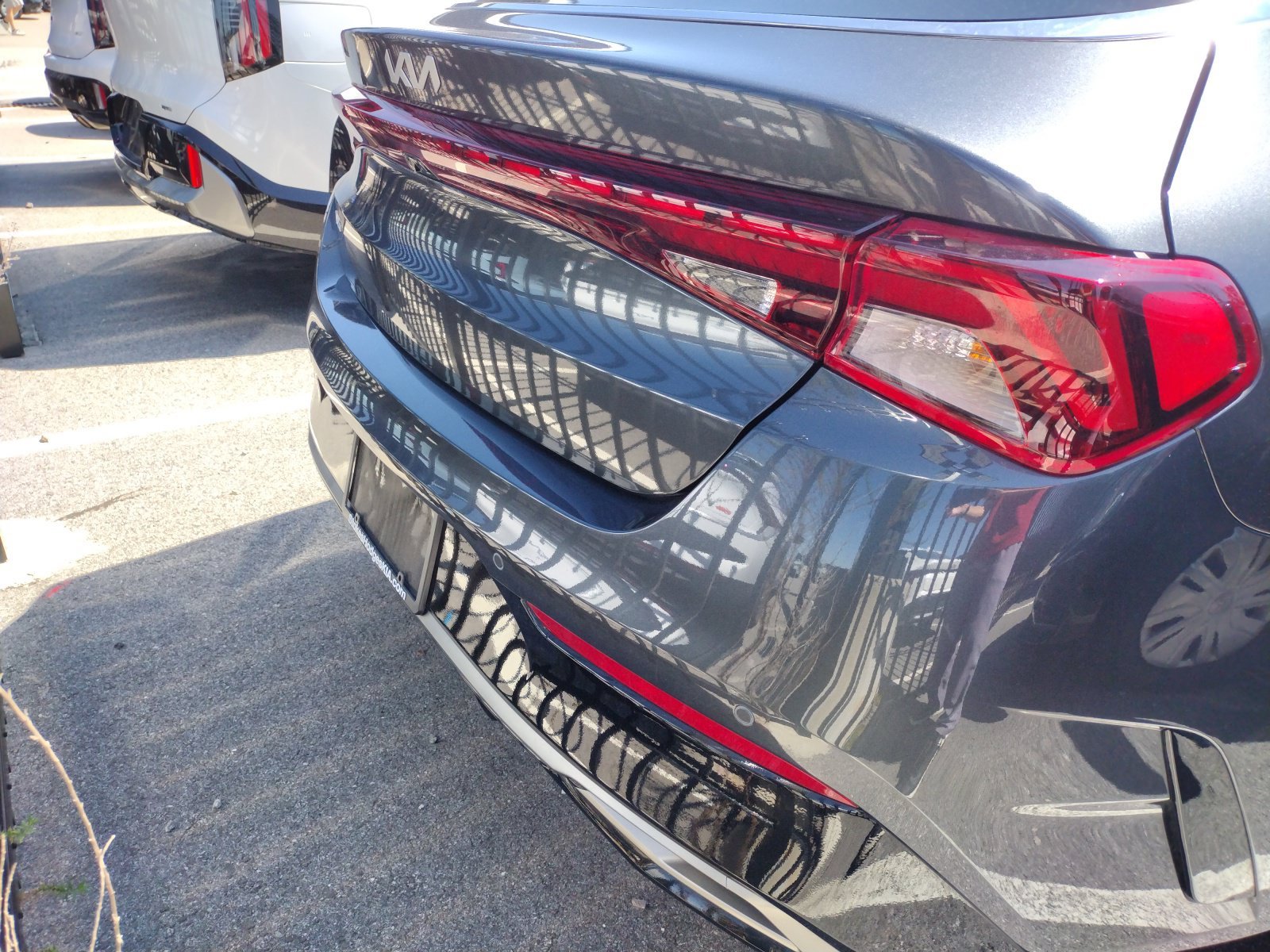 Used 2024 Gray Kia EX image 5