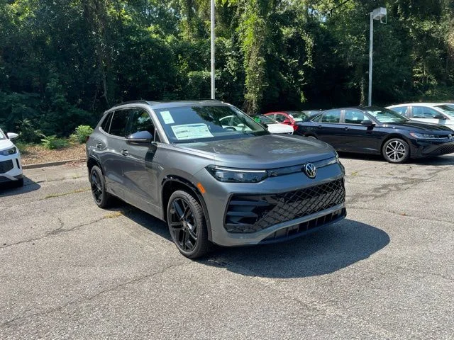 2026 Volkswagen Tiguan 2.0T SE R-Line Black
