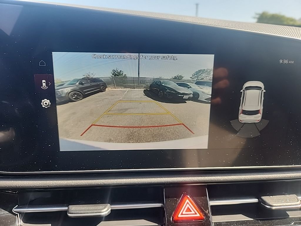 Used 2023 White Kia EX image 22