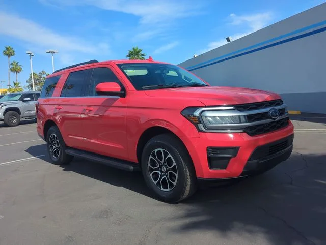2023 Ford Expedition XLT's photo
