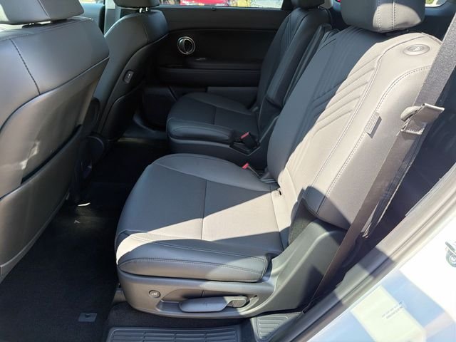 New 2026 White Hyundai SEL 7P image 54