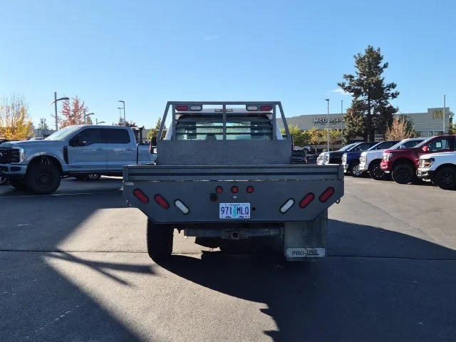 Used 2014 White Ford XL image 6