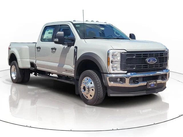 New 2026 Avalanche Ford XL image 3