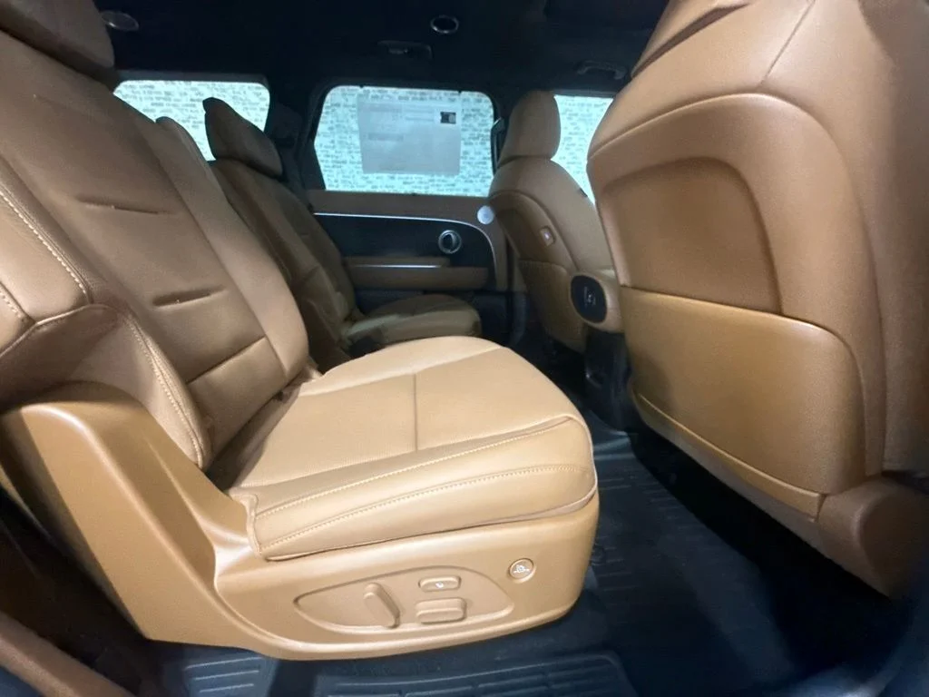 New 2027 Robust Emerald Pearl Hyundai SEL image 13