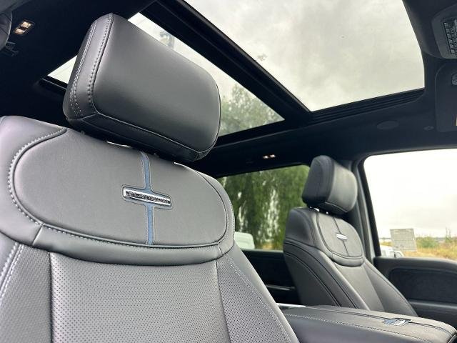 New 2025 Star White Metallic Tri-Coat Ford F-250® Platinum® image 42