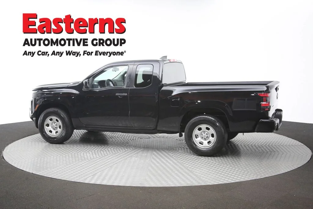 Used 2022 Black Nissan S image 59