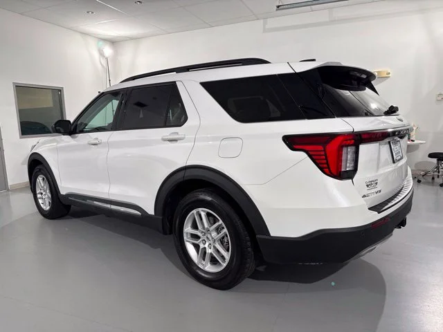 Used 2025 White Ford Active image 5