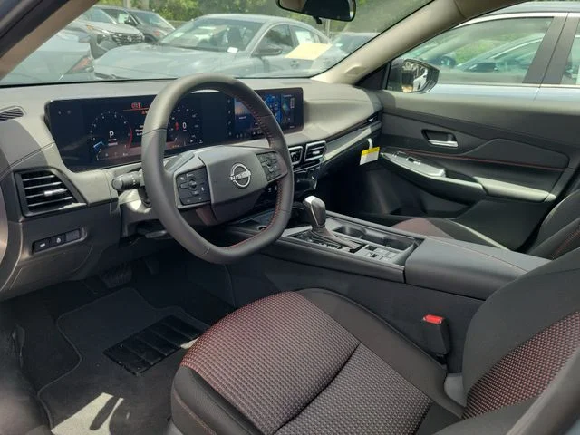New 2026 Atlantic Gray Metallic / Super Black Two-tone Nissan SR image 10