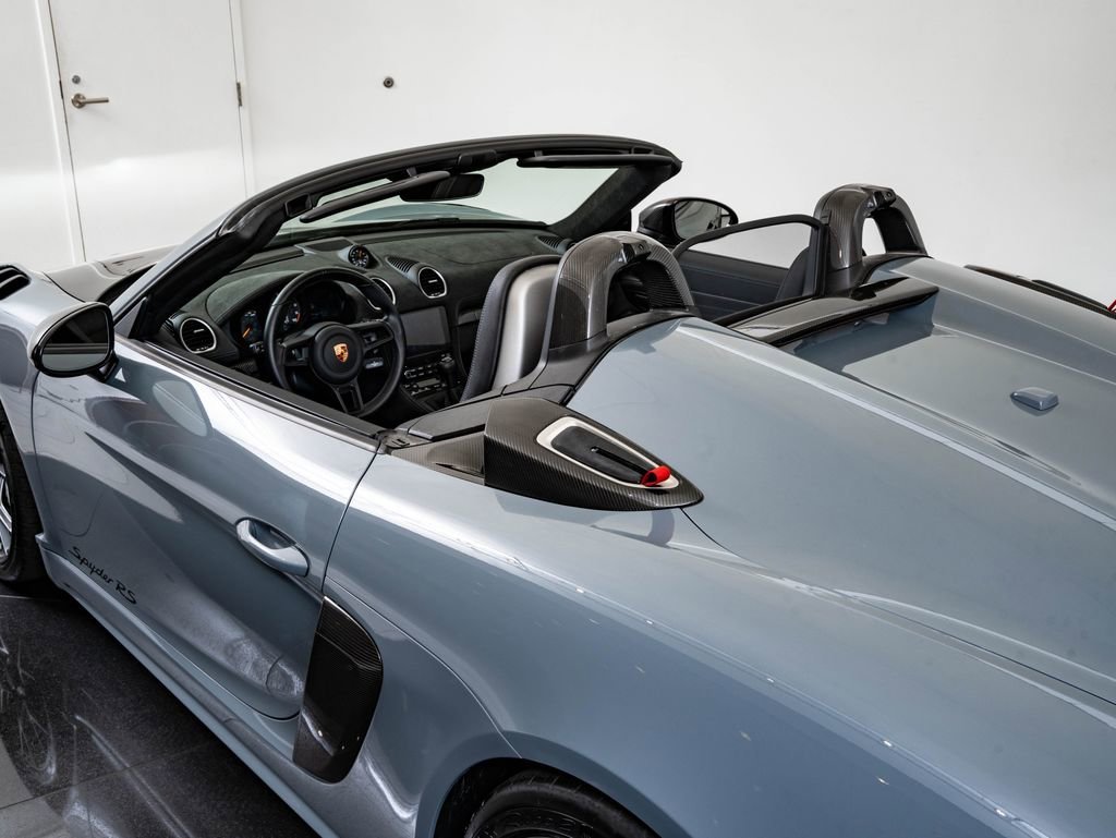 Certified Used 2024 Arctic Grey Porsche RS image 23