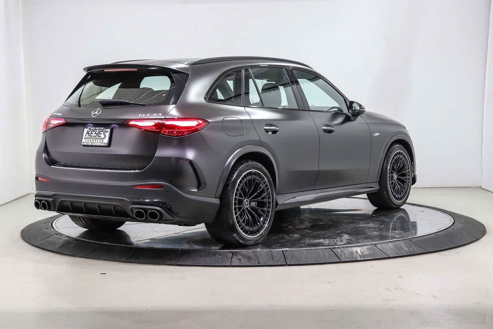 Certified Used 2026 MANUFAKTUR Graphite Grey Magno Mercedes-Benz AMG® GLC 43 image 4
