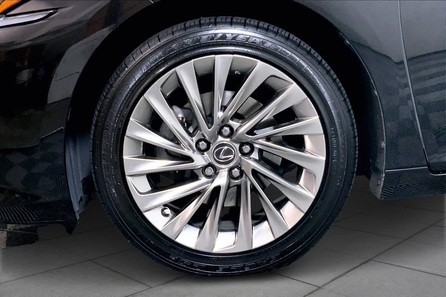 Used 2019 Caviar Lexus Luxury image 10