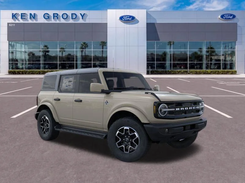 2026 Ford Bronco Outer Banks 4x4's photo