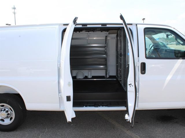 2025 Chevrolet Express Cargo Work Van - Photo 19