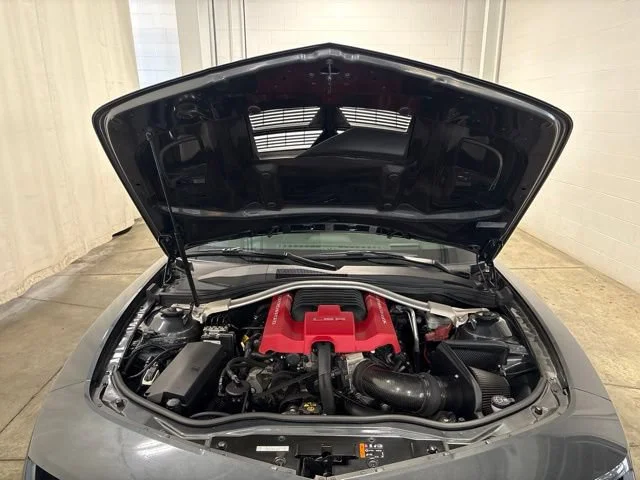 Used 2012 Ashen Gray Metallic Chevrolet ZL1 image 9