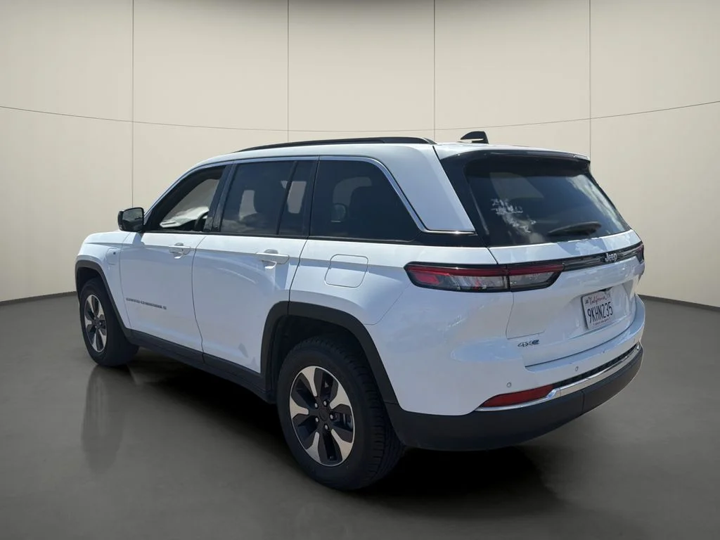 Used 2024 Bright White Clearcoat Jeep 4xe image 5