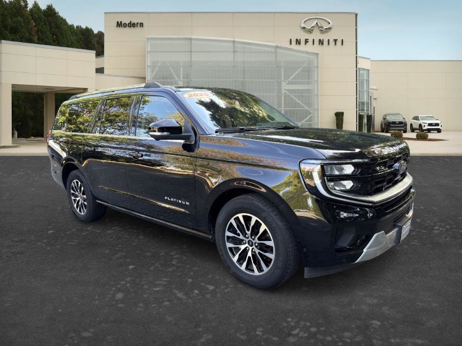 Used 2025 Agate Black Metallic Ford Platinum image 24