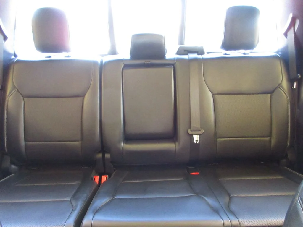New 2026 Carbonized Gray Metallic Ford Lariat image 26