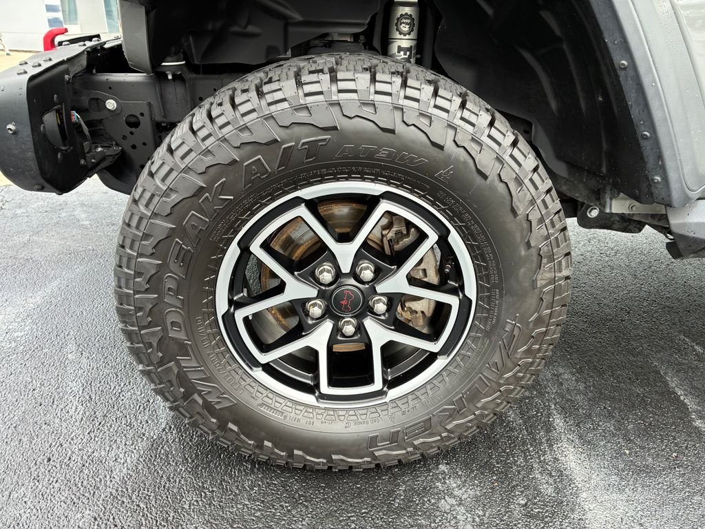 Used 2020 Gray Jeep Rubicon image 7
