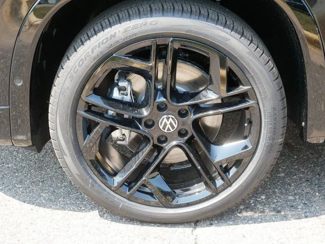 New 2026 Black Volkswagen 2.0T SE R-Line Black image 5